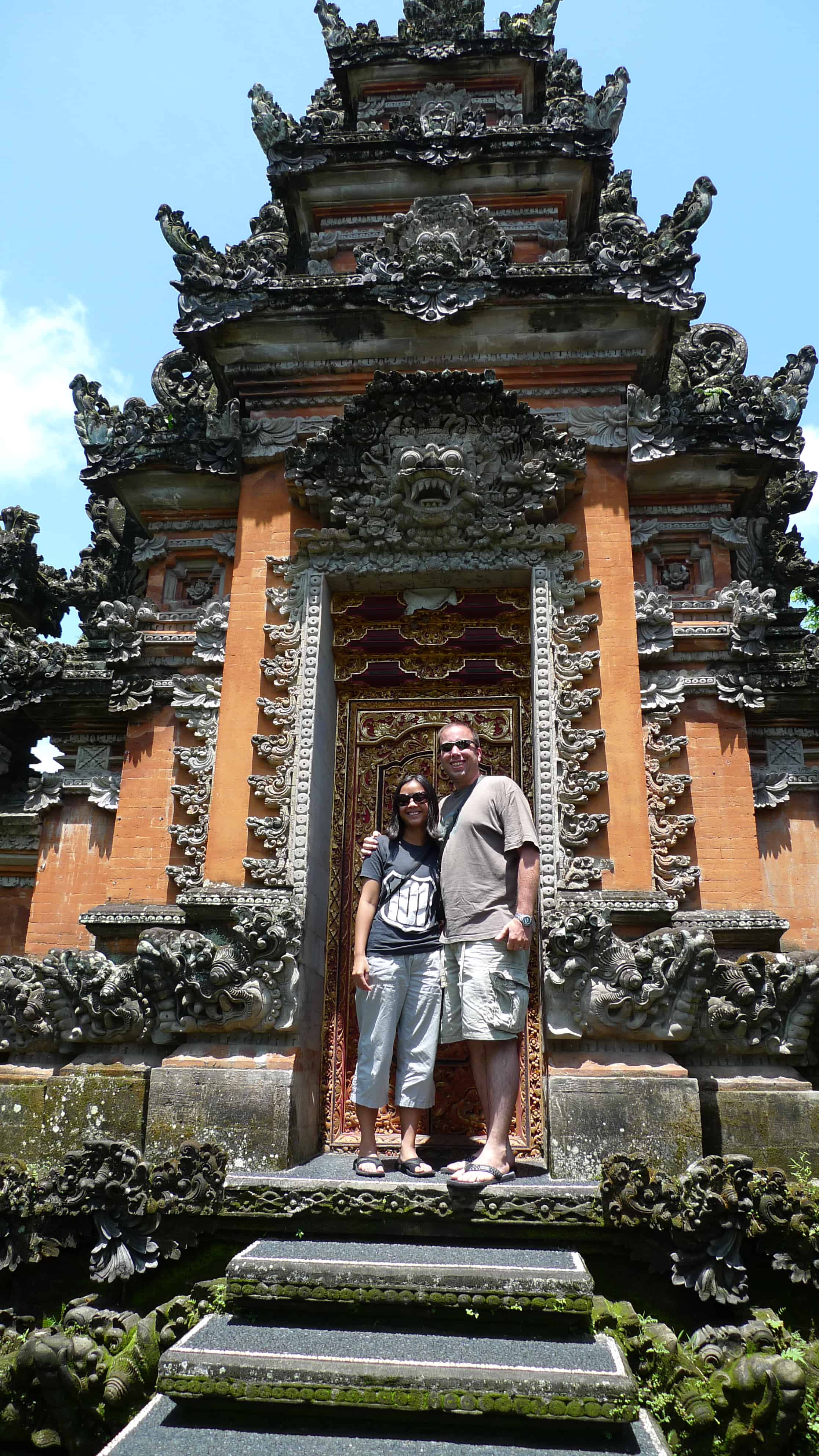 Best Things to Do in Hong Kong Sarah Li Cain with hubby in Bali