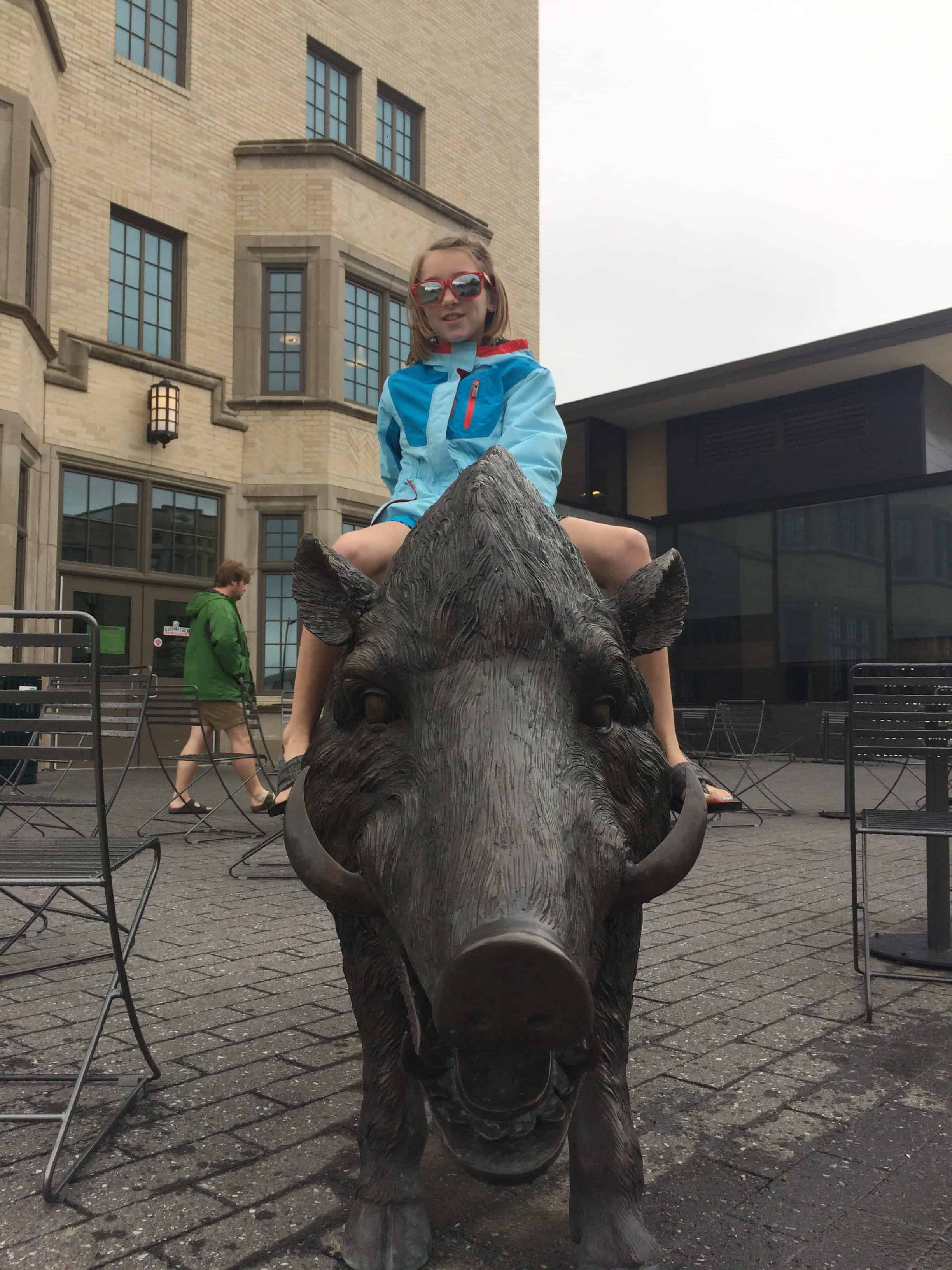 Best things to do in Bentonville Arkansas Joe Saul-Sehy Arkansas hogs statue