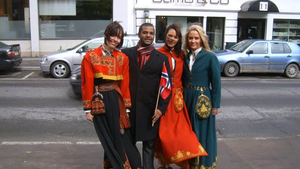Best things to do in Oslo Norway with Jonathan Verhaeghe Traditional Costumes