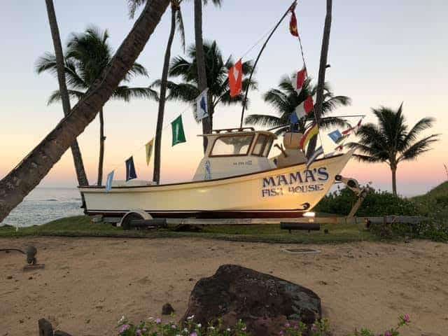Best Places to Eat in Maui Hawaii - Kim Julen - Mama's Fish House view of beach