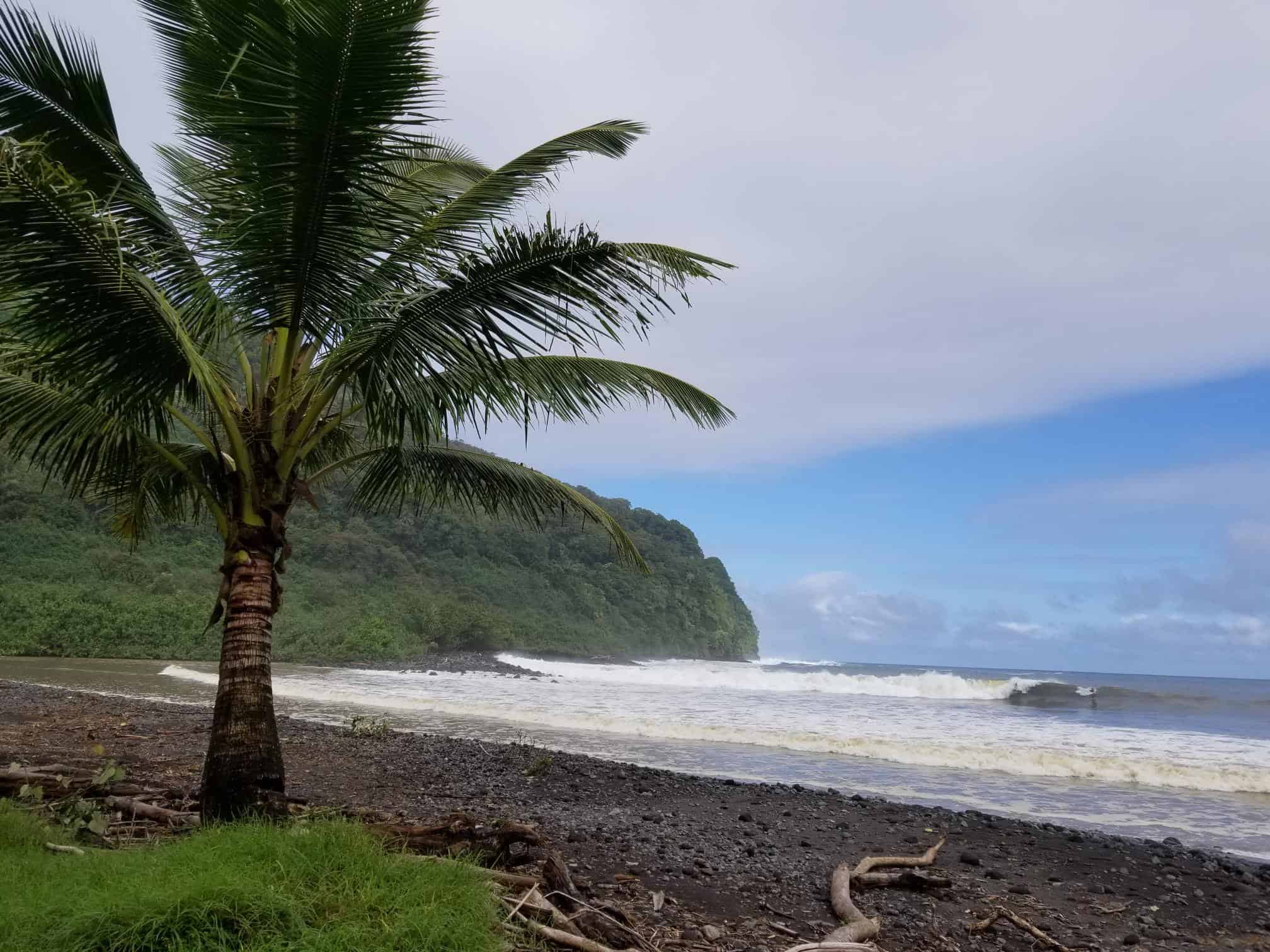Best Things to Do in Maui Hawaii - Kim Julen - road to Hana beach