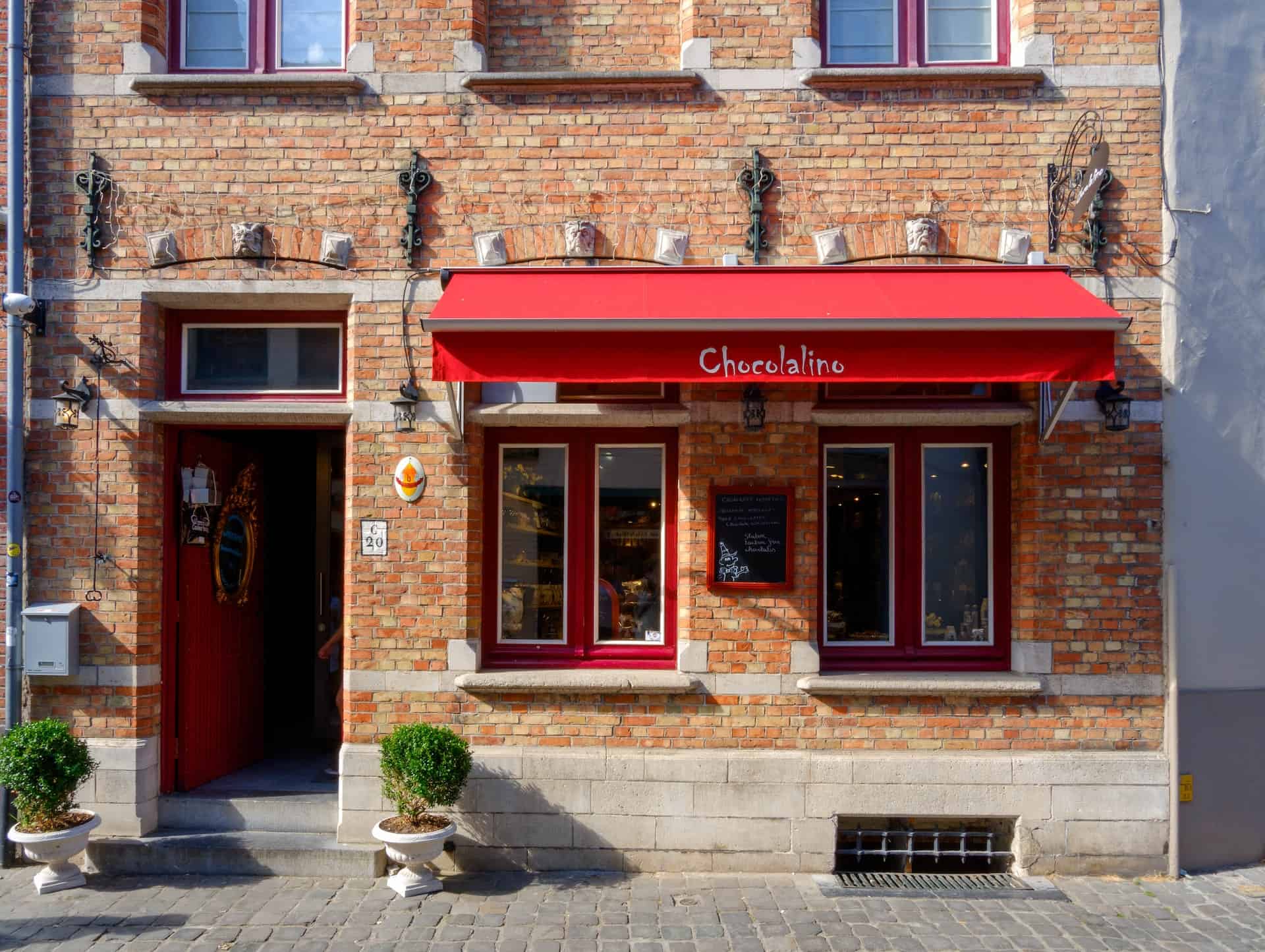 Best things to do in Bruges Belgium - Shane Mahoney - Artisan chocolates from Chocololino by Antonio Sessa on Unsplash
