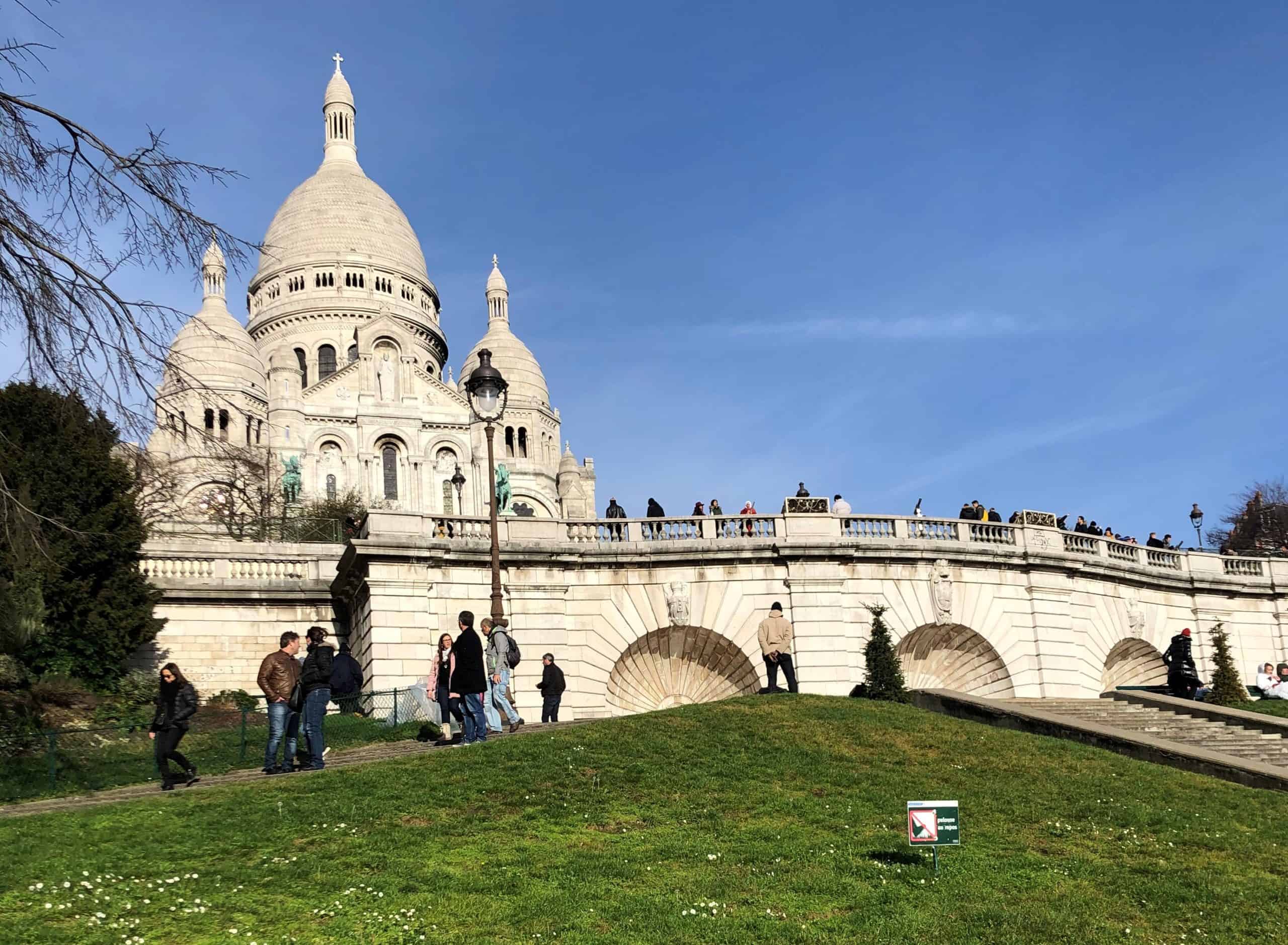 Best things to do in Paris France - Nikki Wang - SacreCour