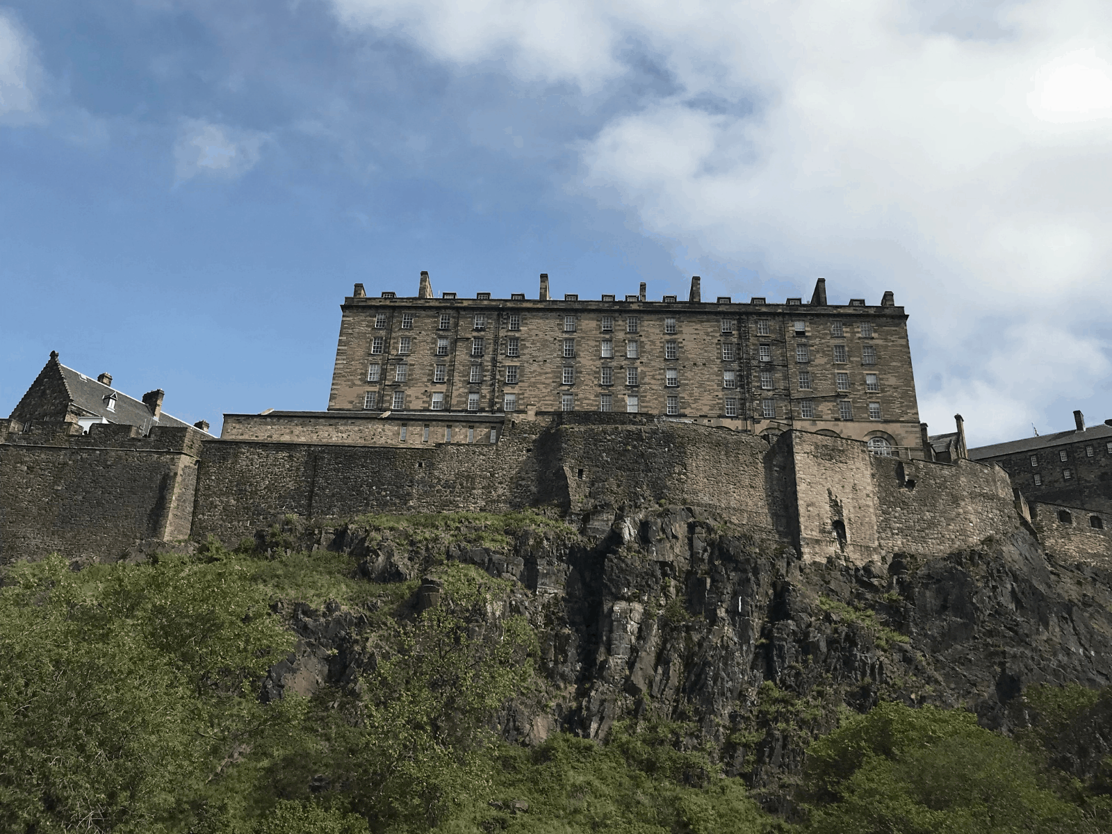 Best things to do in Edinburgh Scottland Josh Stine Castle