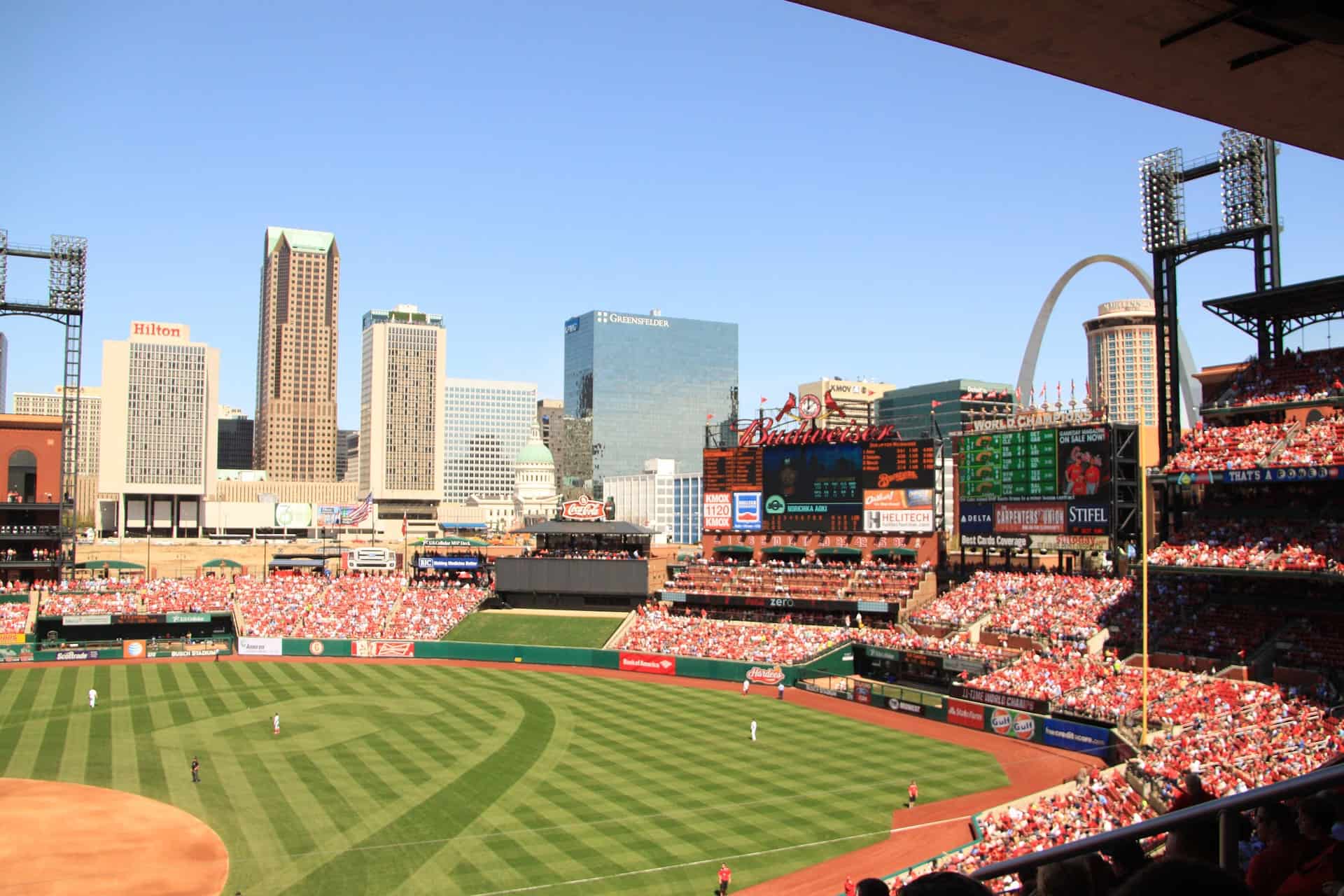 Best things to do in St Louis Missouri Dea Hoover Busch Stadium courtesy of ESD-SS on Pixabay