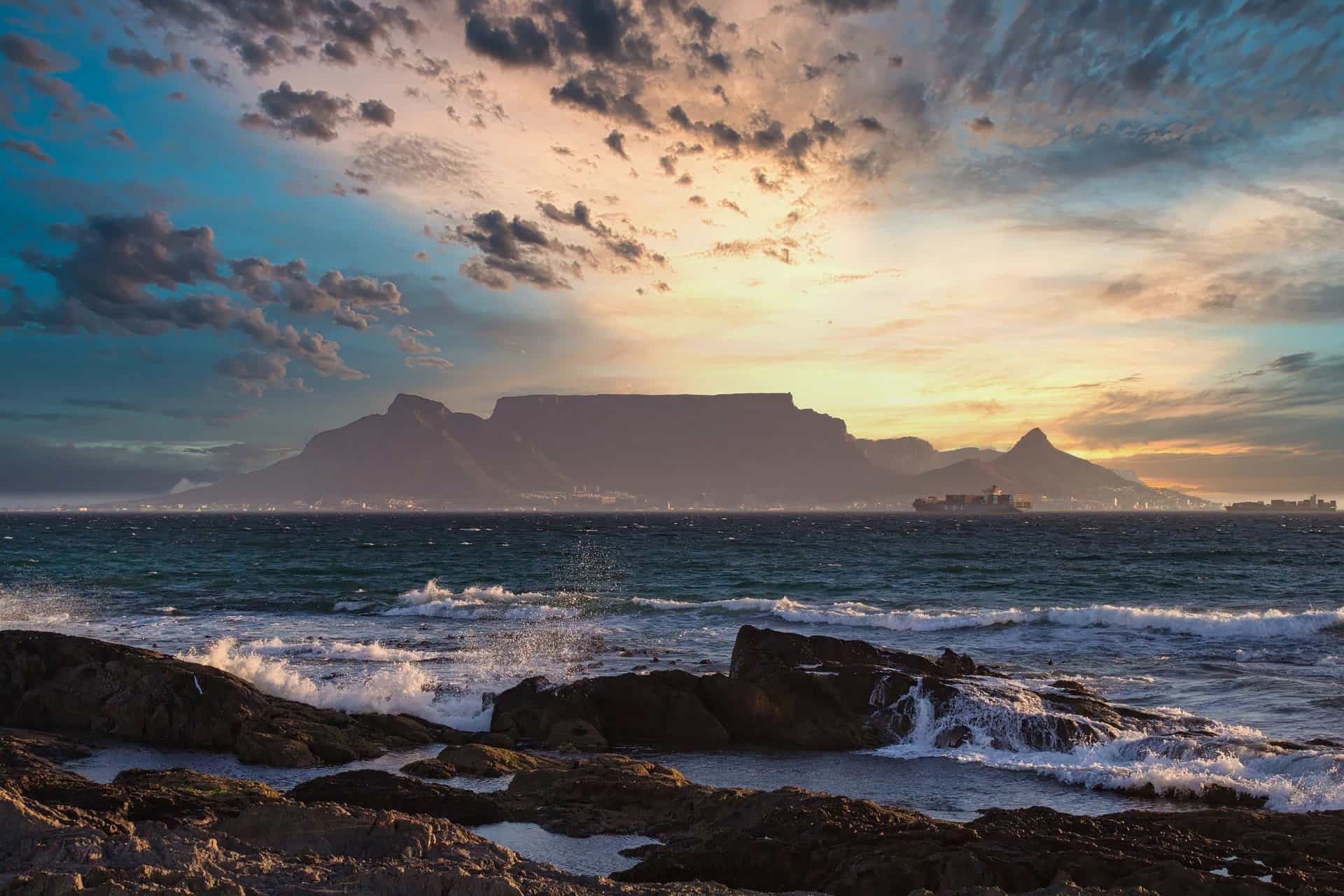 Best things to do in Cape Town South Africa David Frost - Table Mountain sunset courtesy of Dewald Van Rensburg on Pixabay