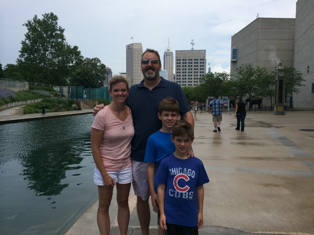 Best things to do in Indianapolis Indiana - Lyn Mettler - with family