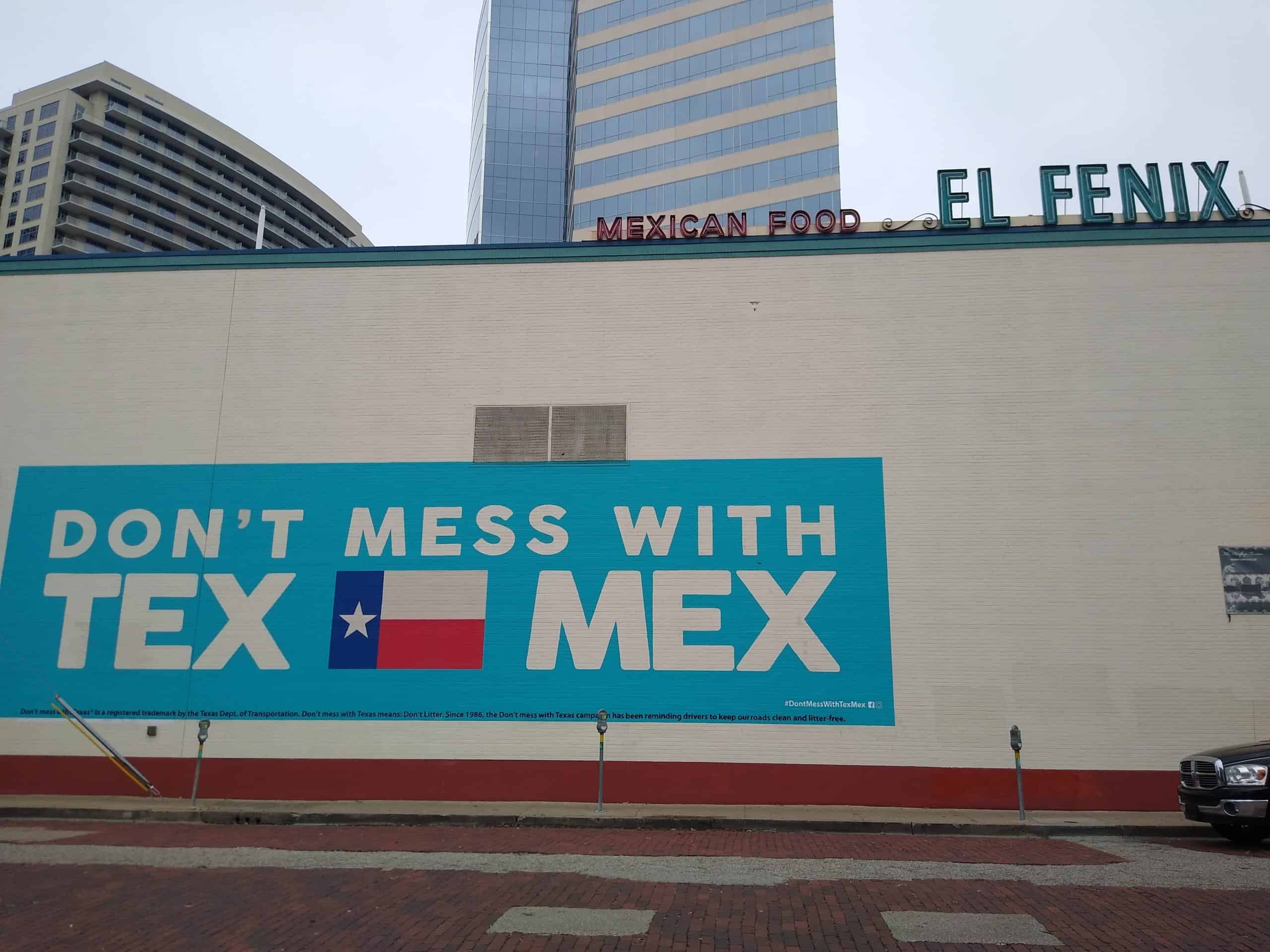 Best things to do in Dallas Texas - Harry Hall - El Fenix mural