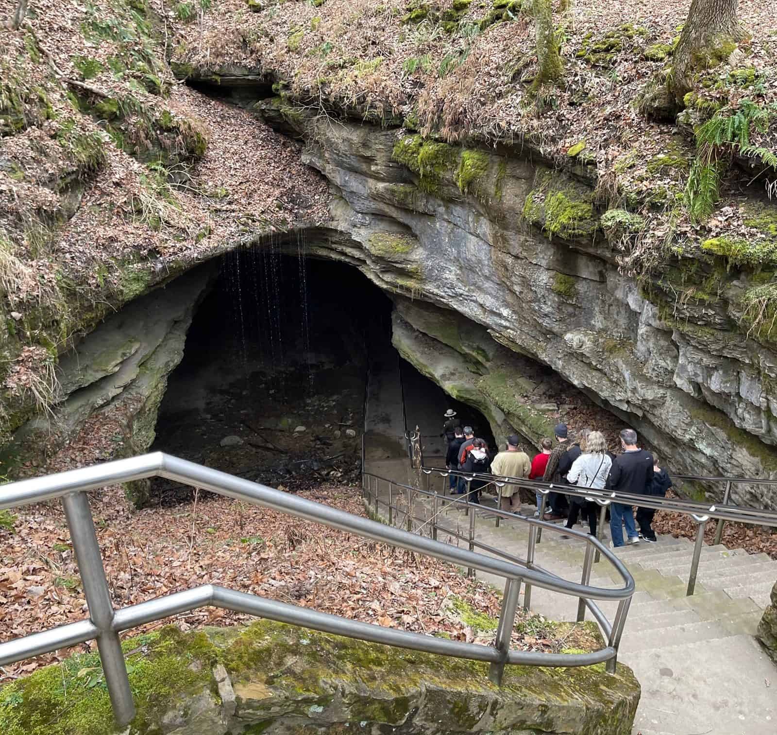 Mammoth Cave National Park, Corvette Museum & Chaney's Dairy Barn in Bowling Green, Kentucky