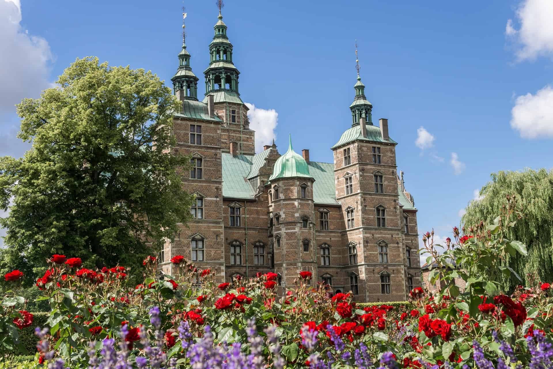 Best things to do in Copenhagen Denmark - Sally Bunnell - Rosenborg Castle by Javier Rincon on Unsplash