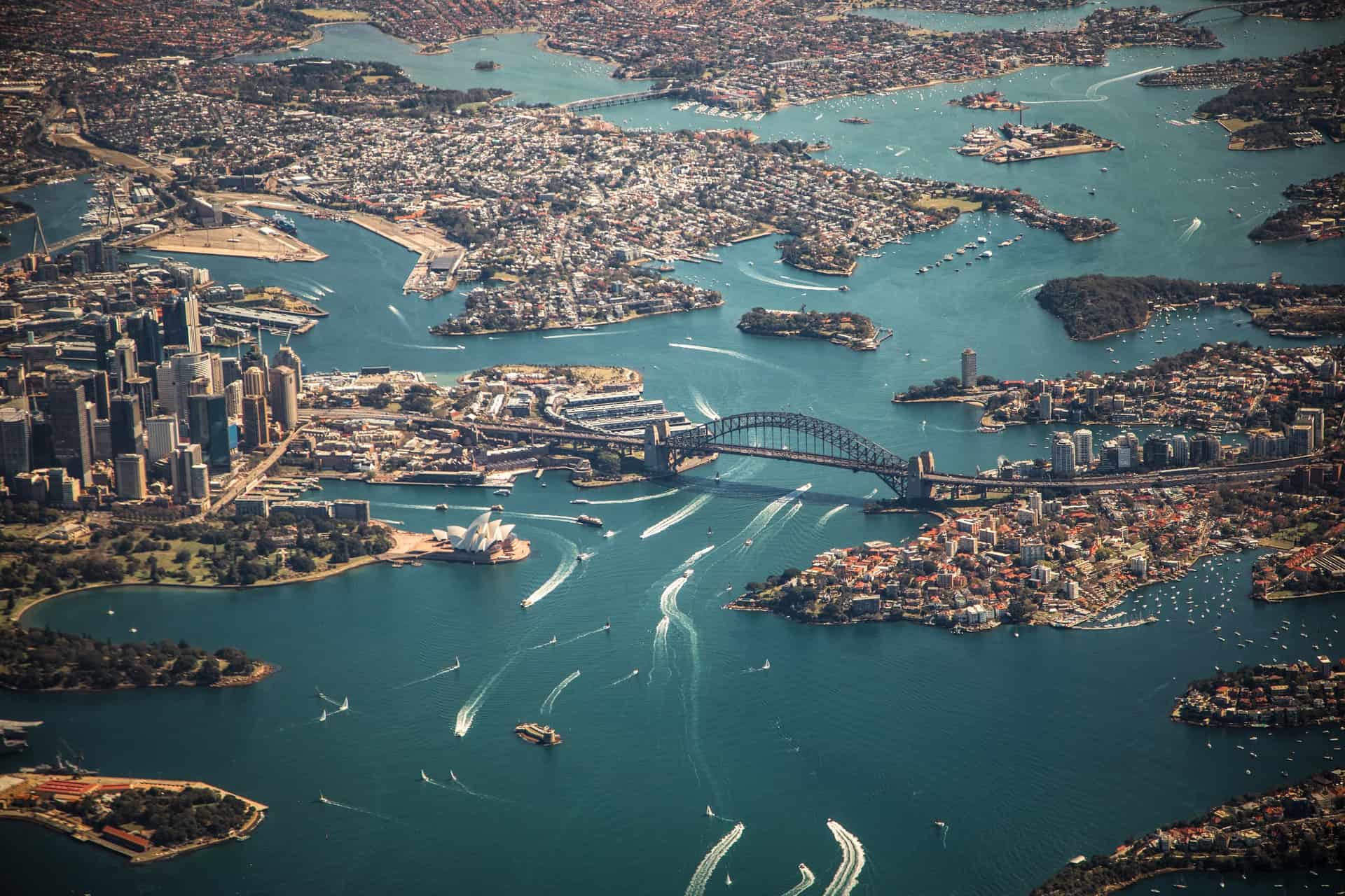 Best things to do in Sydney Australia - Linda King - Sydney Harbour by Jamie Davies on Unsplash