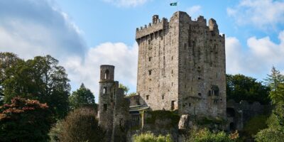 Best things to do in Cork Ireland - Amber Haggerty - Blarney Castle by NakNakNak on Unsplash ireland-4533515
