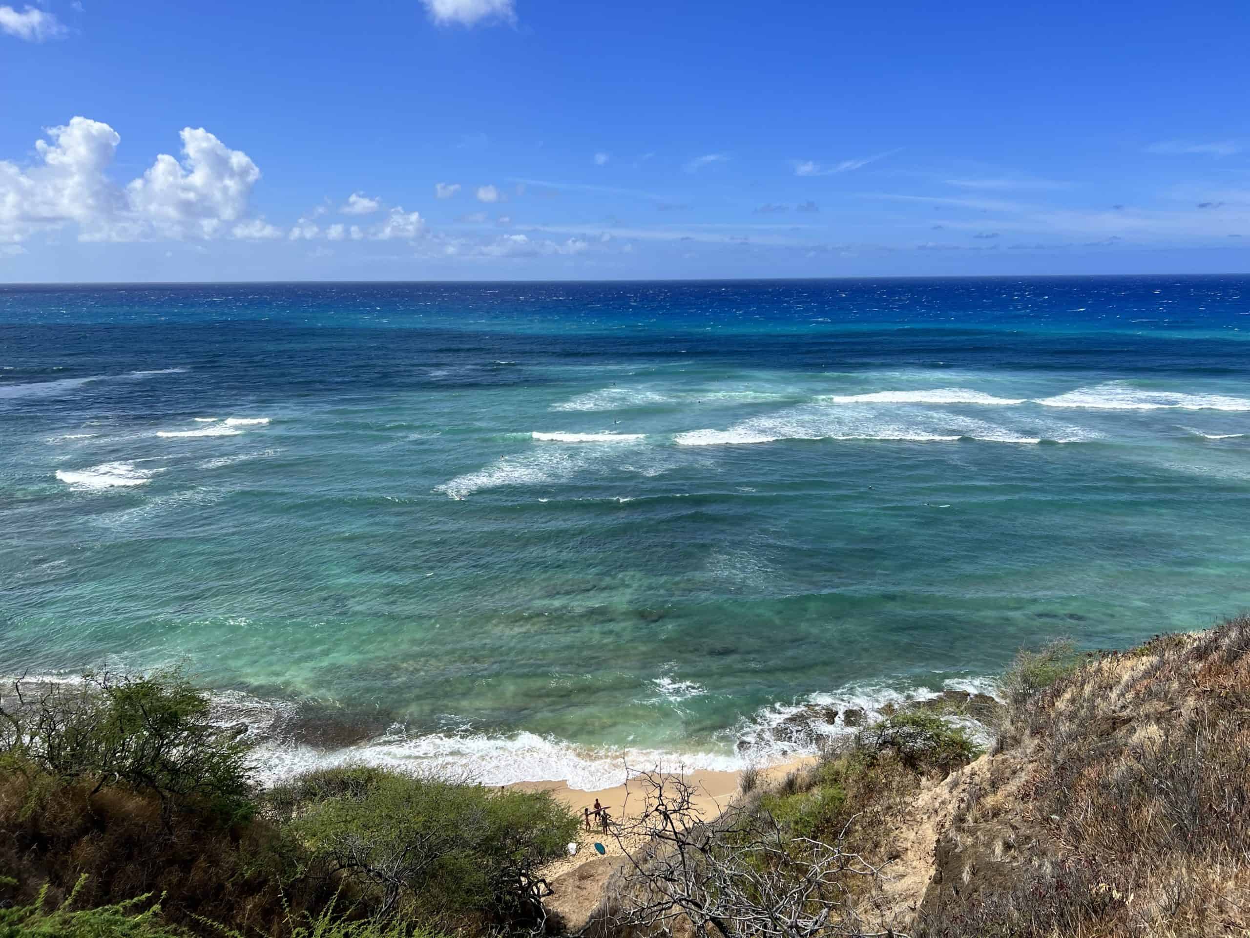 Best things to do in Honolulu Hawaii - Claire Tak - View from Diamond Head walk