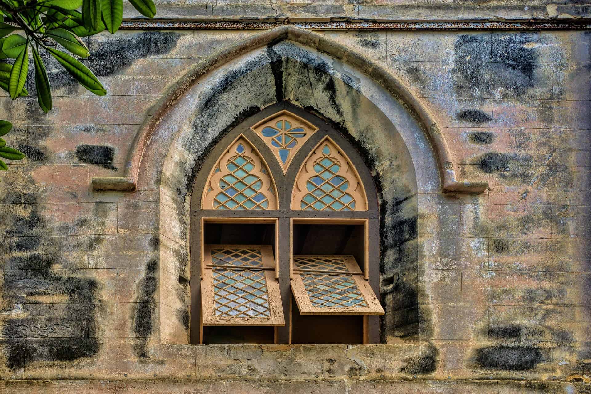 Best things to do in Christ Church Barbados - Rikimah Glymph - Beautiful church window by Susan Frazier on Pixabay
