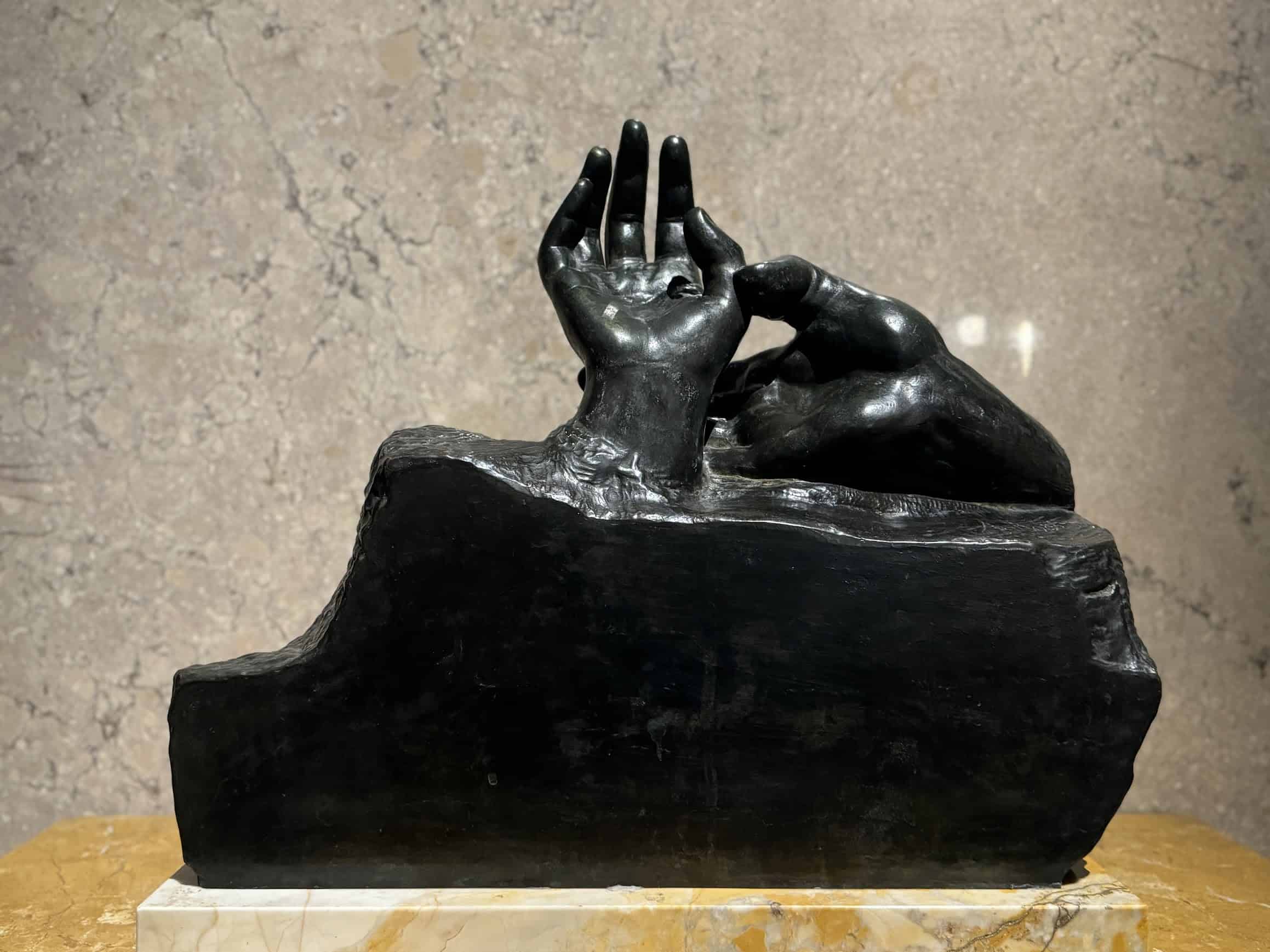 Best things to do in Philadelphia PA - Fayge Horesh - Rodin Museum Two Hands statue